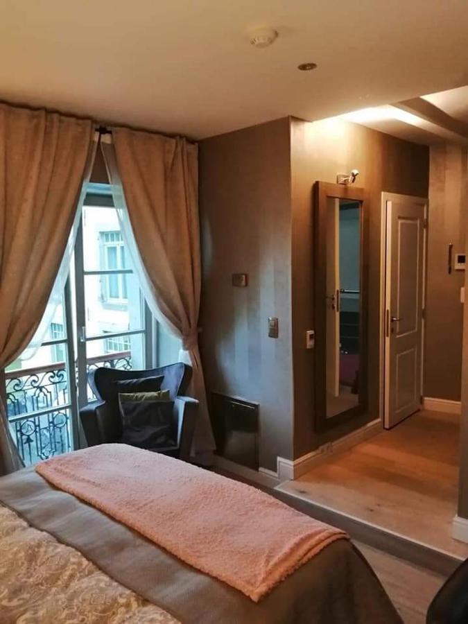 La Chambre Du Chateau De Bernalmont Liegi Esterno foto