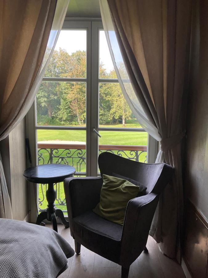 La Chambre Du Chateau De Bernalmont Liegi Esterno foto